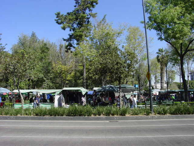 La Alameda Central vista desde Avenida Juarez